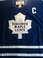 Maple Leafs-tröja signerad av Sudden!
