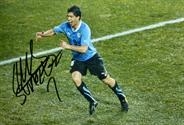 Suarez jublar i Uruguay tröjan